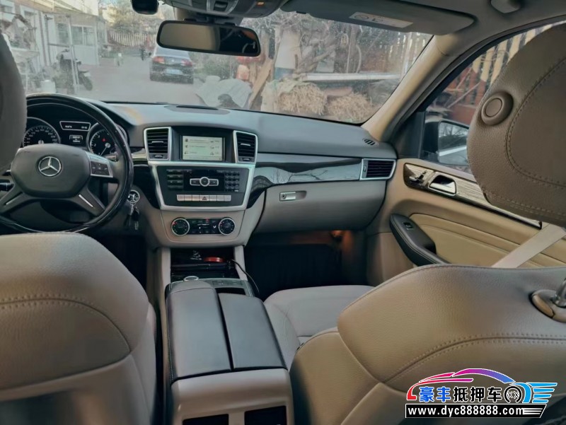 14年奔驰MLSUV抵押车出售