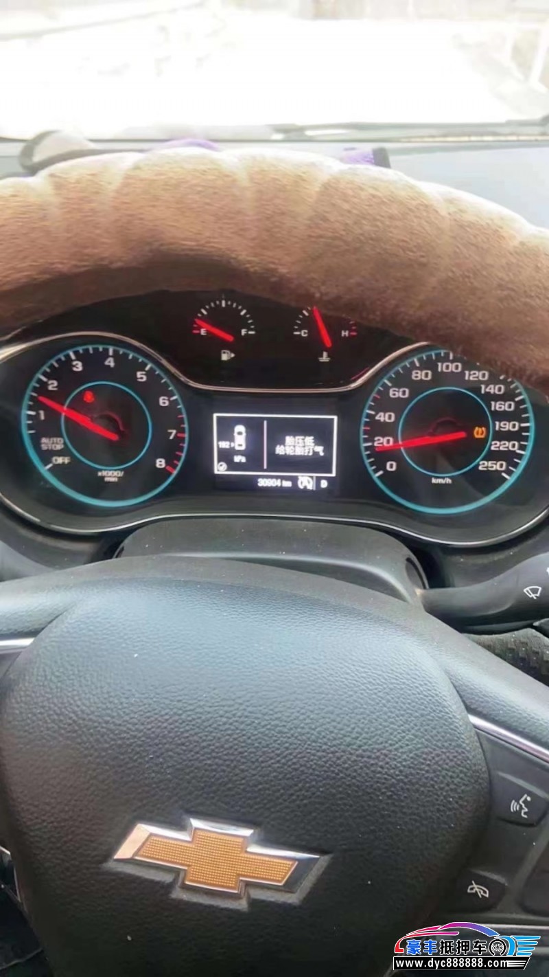 16年雪佛兰科鲁兹轿车抵押车出售