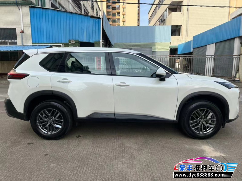 22年日产奇骏轿车抵押车出售