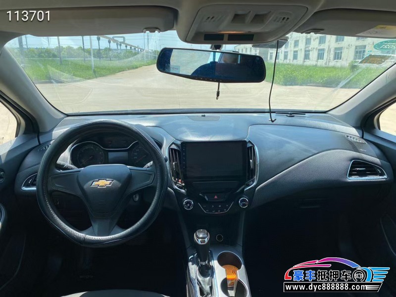 17年雪佛兰科鲁兹轿车抵押车出售