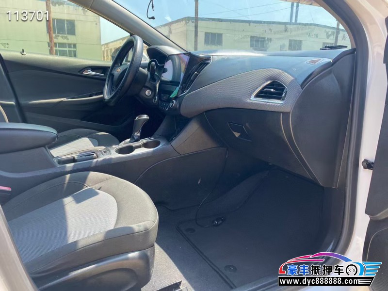 17年雪佛兰科鲁兹轿车抵押车出售