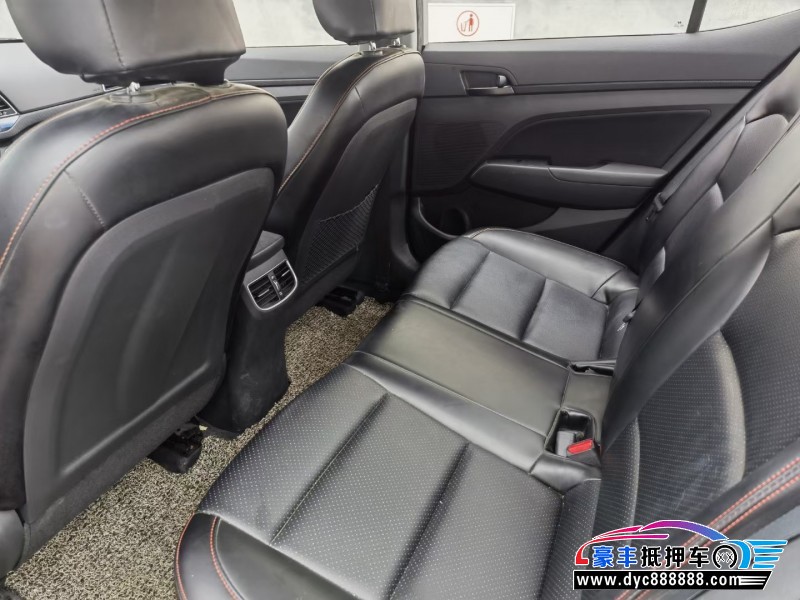 19年现代领动轿车抵押车出售