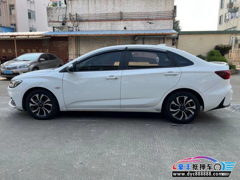 20年雪佛兰科鲁泽轿车抵押车出售