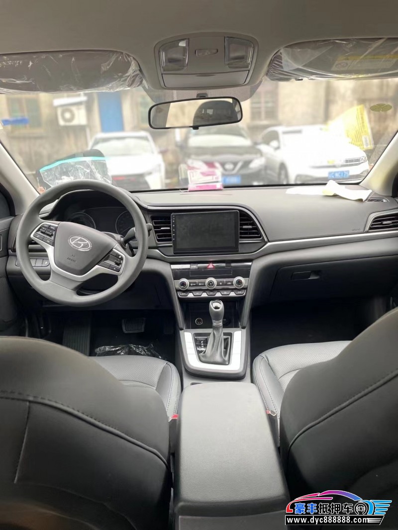 22年现代领动轿车抵押车出售