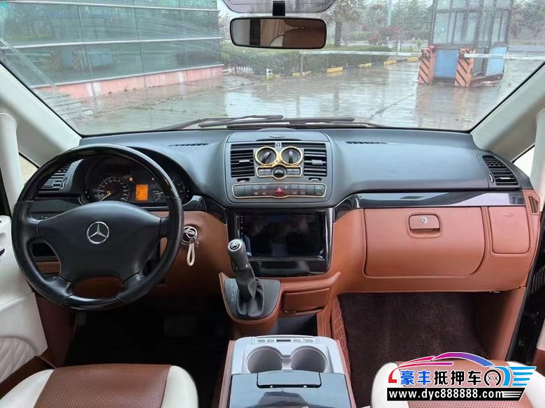 15年奔驰威霆MPV抵押车出售