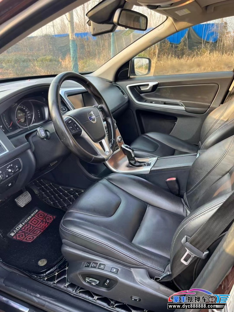 16年沃尔沃XC60轿车抵押车出售