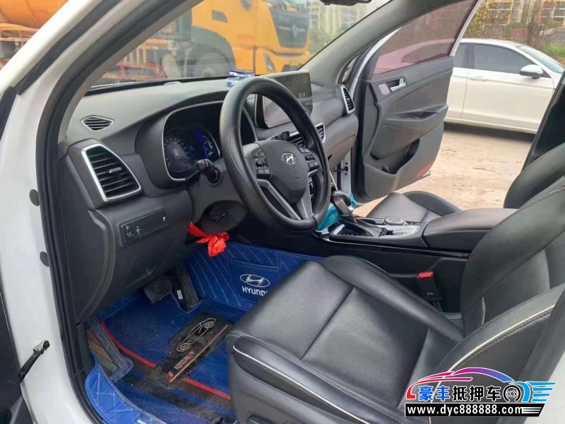 19年现代途胜SUV抵押车出售