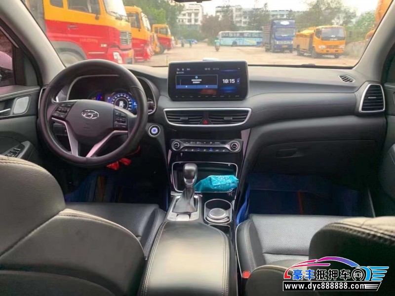 19年现代途胜SUV抵押车出售