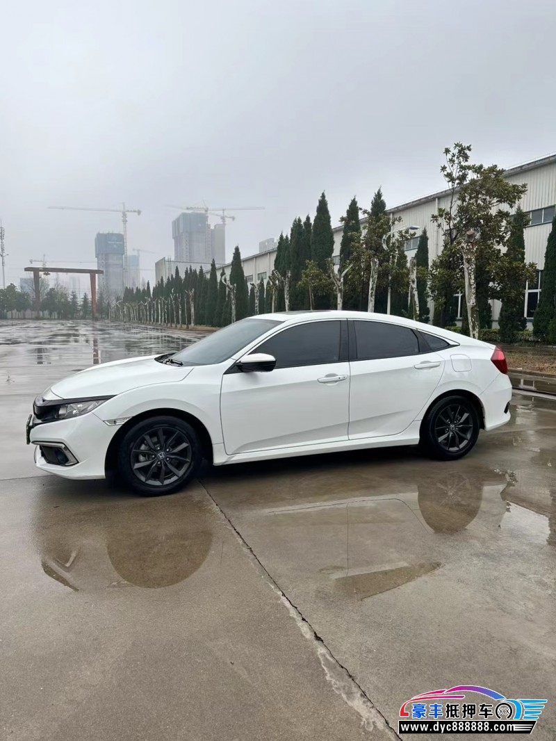 22年本田思域轿车抵押车出售