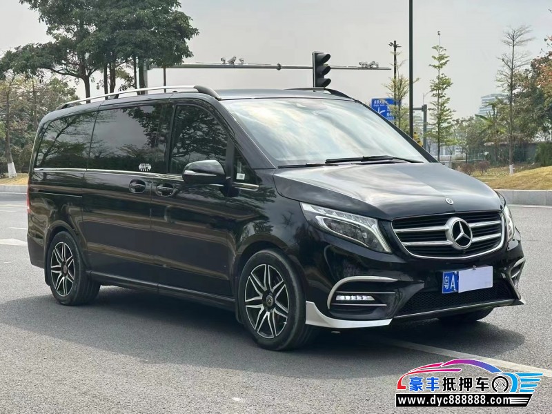 21年奔驰V轿车抵押车出售