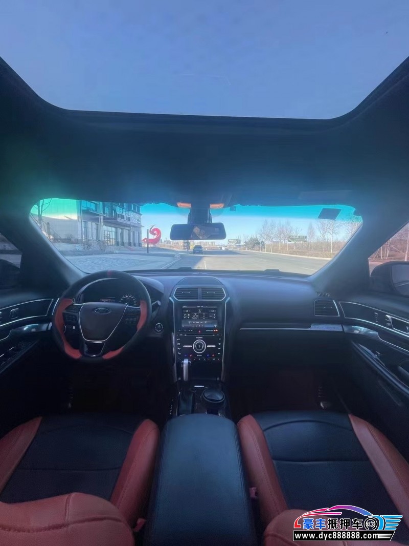 16年福特探险者轿车抵押车出售