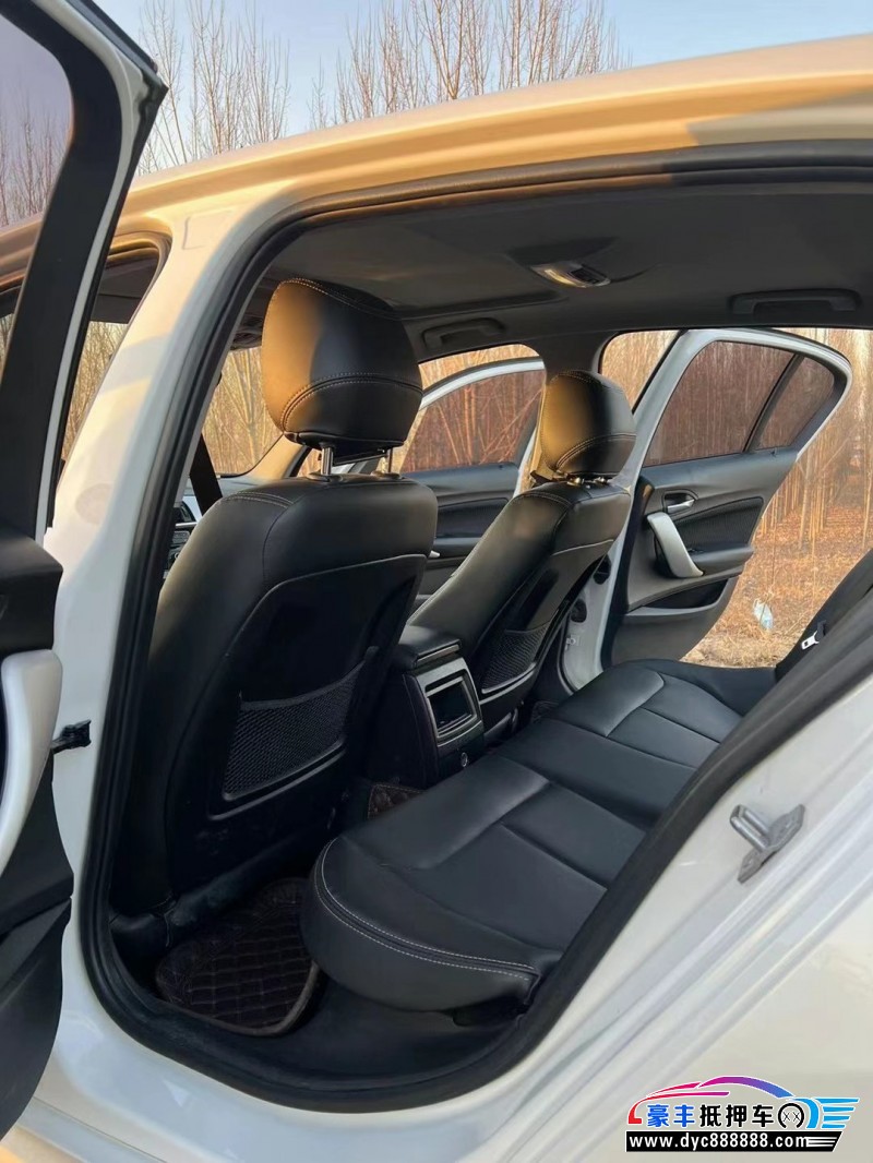 19年宝马1系轿车抵押车出售