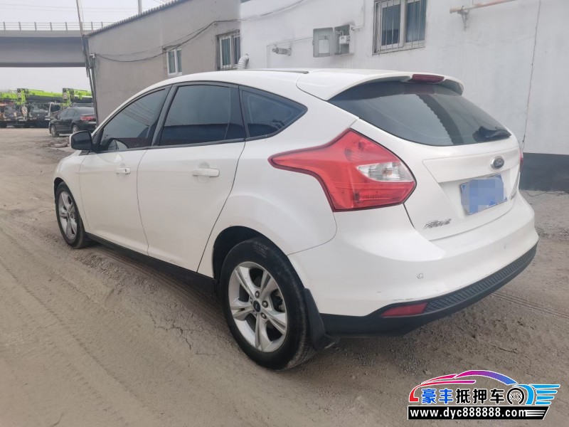 13年福特福克斯SUV抵押车出售