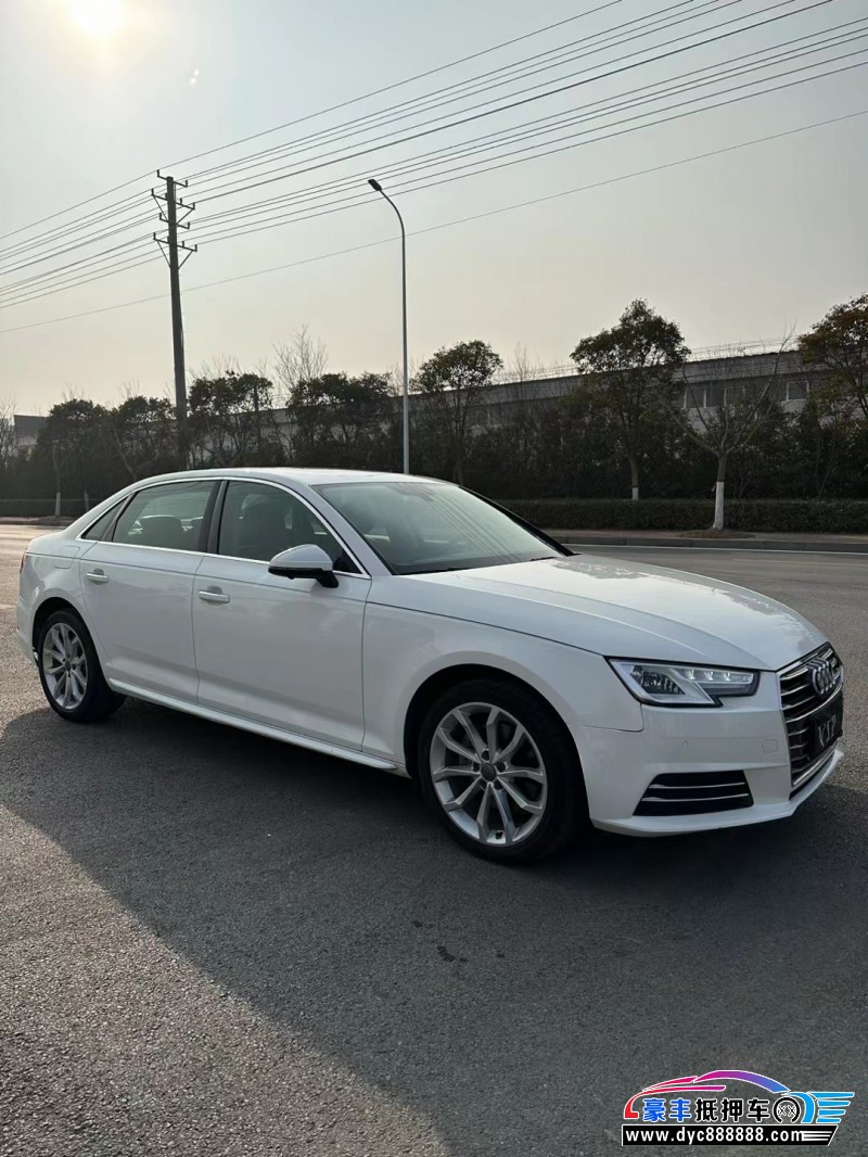 22年奥迪A4轿车抵押车出售