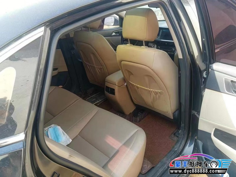 14年现代名图轿车抵押车出售