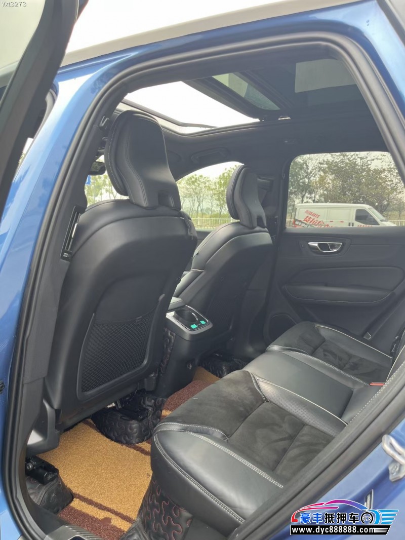 19年沃尔沃XC60轿车抵押车出售