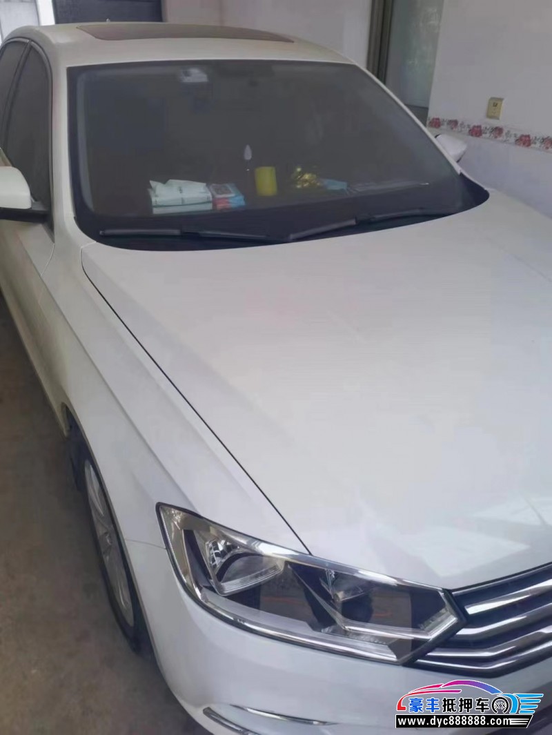 16年大众宝来轿车抵押车出售