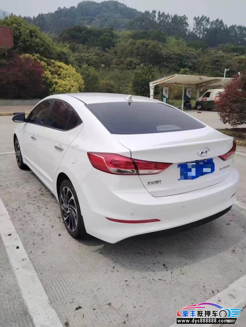 20年现代领动轿车抵押车出售