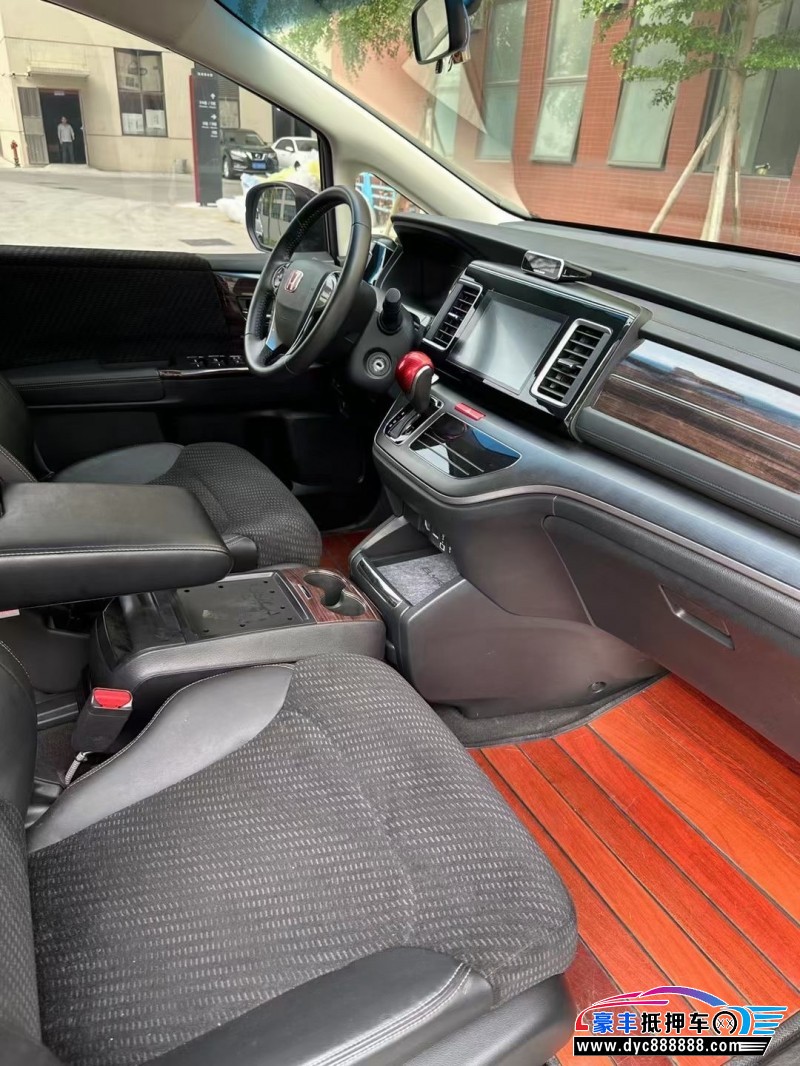 19年本田艾力绅轿车抵押车出售