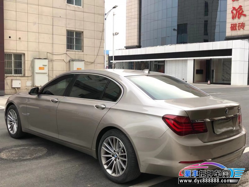 15年宝马7系轿车抵押车出售