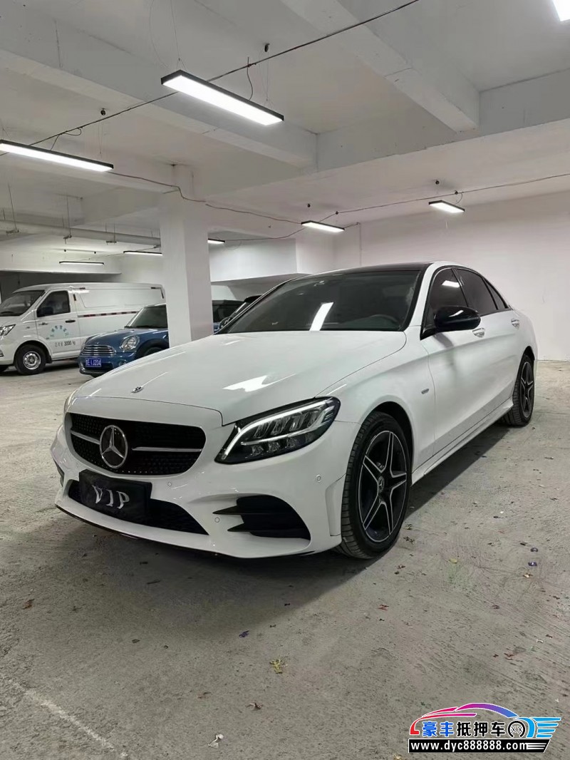 21年奔驰C轿车抵押车出售