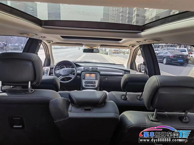 15年奔驰R轿车抵押车出售