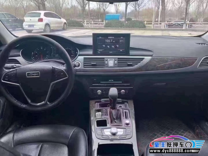 17年众泰Z700轿车抵押车出售