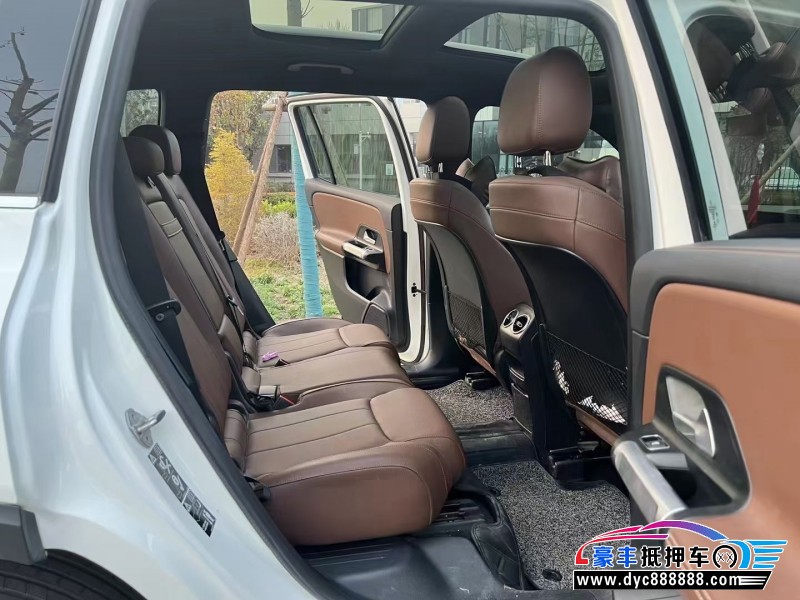 20年奔驰GLB轿车抵押车出售