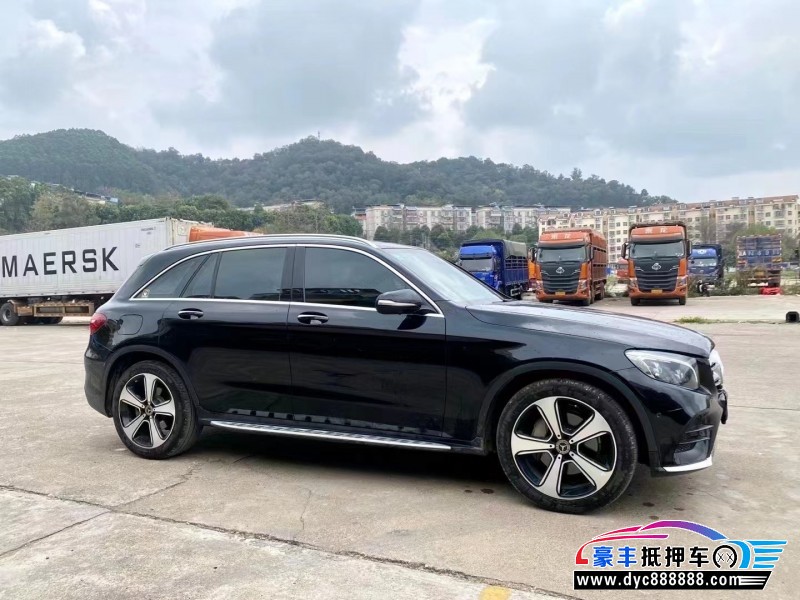 19年奔驰GLC轿车抵押车出售