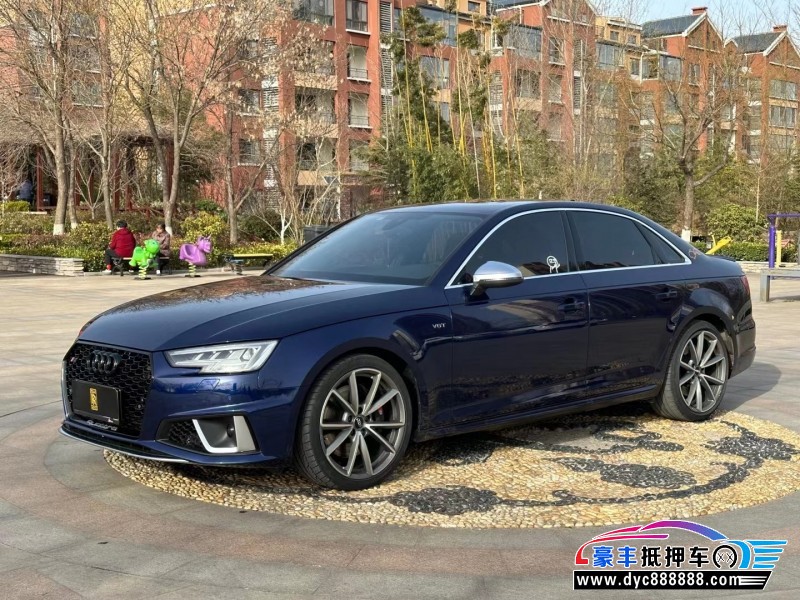 19年奥迪S4轿车抵押车出售