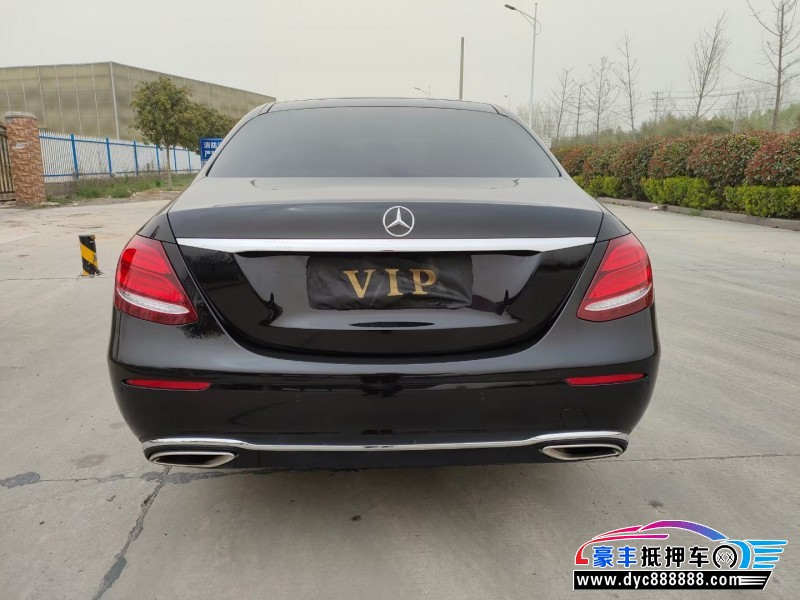19年奔驰E轿车抵押车出售