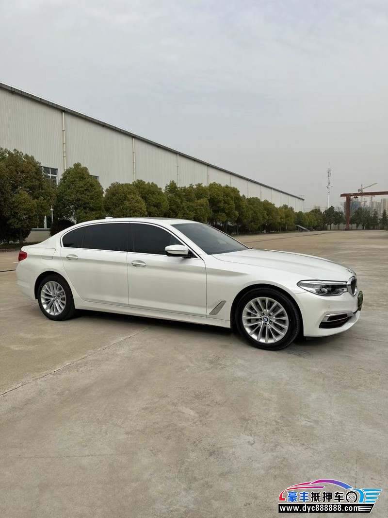 20年宝马5系轿车抵押车出售
