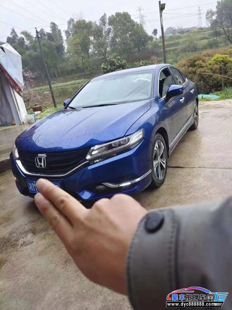 15年本田思铂睿轿车抵押车出售