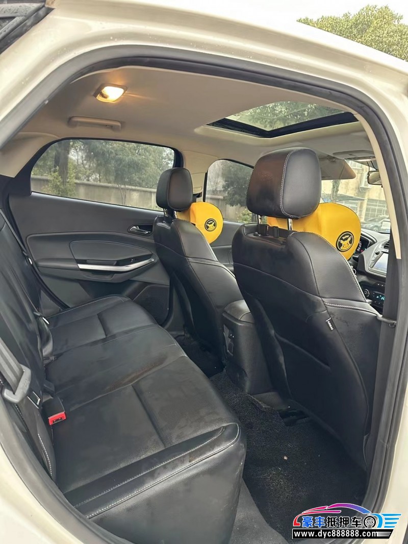 18年福特福睿斯轿车抵押车出售