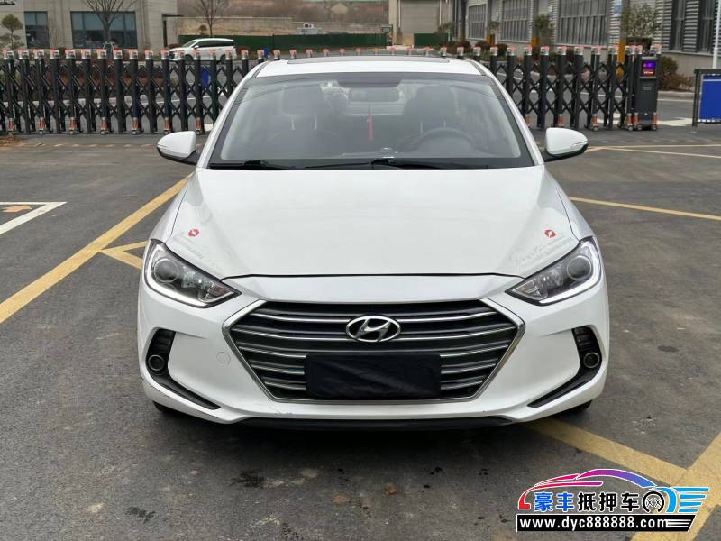 17年现代领动轿车抵押车出售