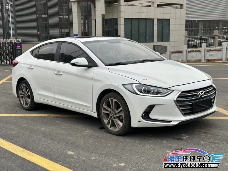 17年现代领动轿车抵押车出售