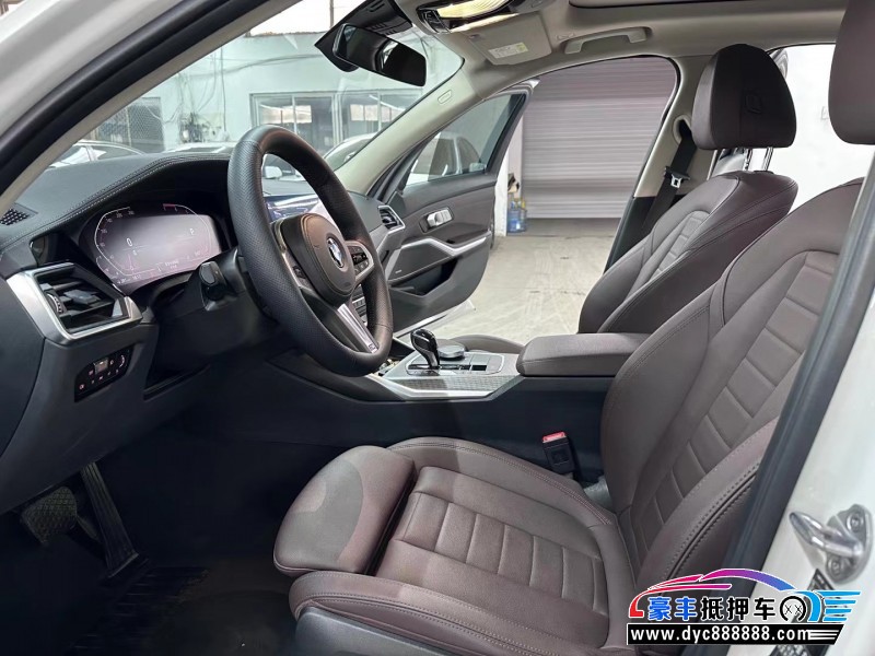 20年宝马3系轿车抵押车出售