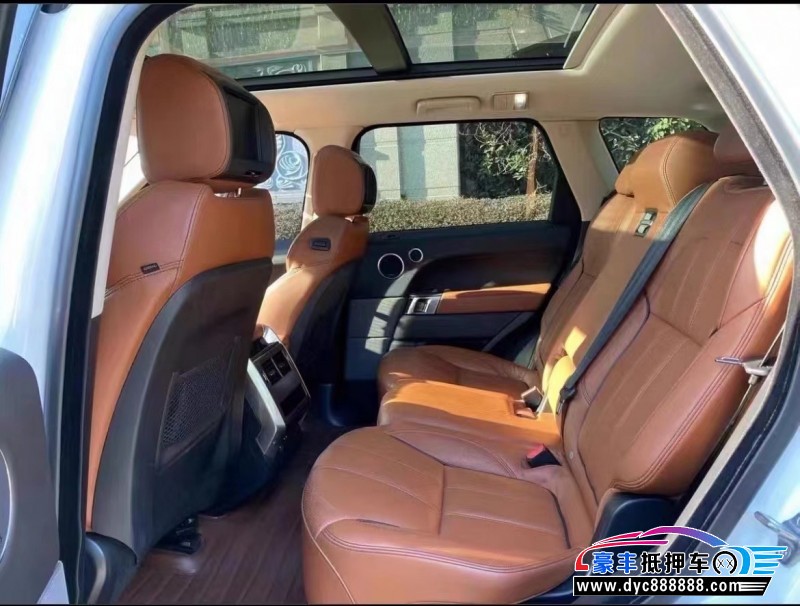 16年路虎揽胜运动轿车抵押车出售