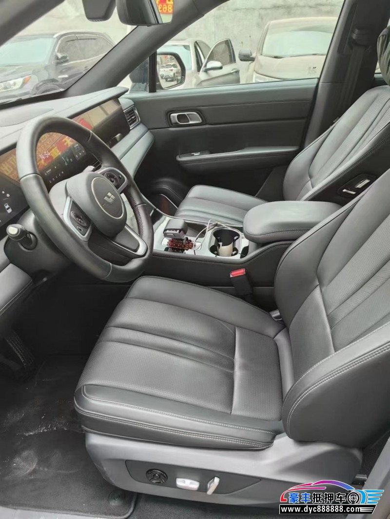 21年理想ONE轿车抵押车出售