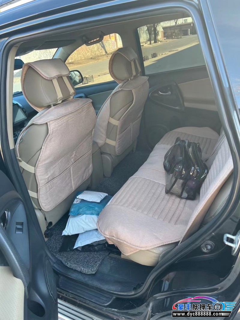 13年丰田RAV4SUV抵押车出售