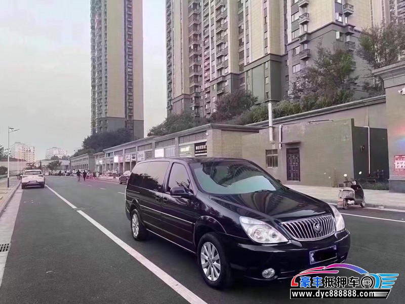 15年别克GL8轿车抵押车出售