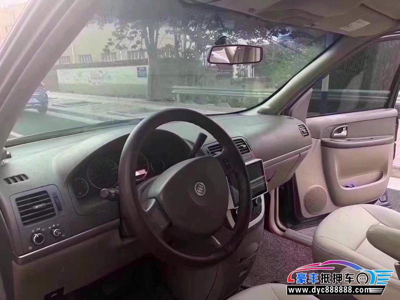 15年别克GL8轿车抵押车出售