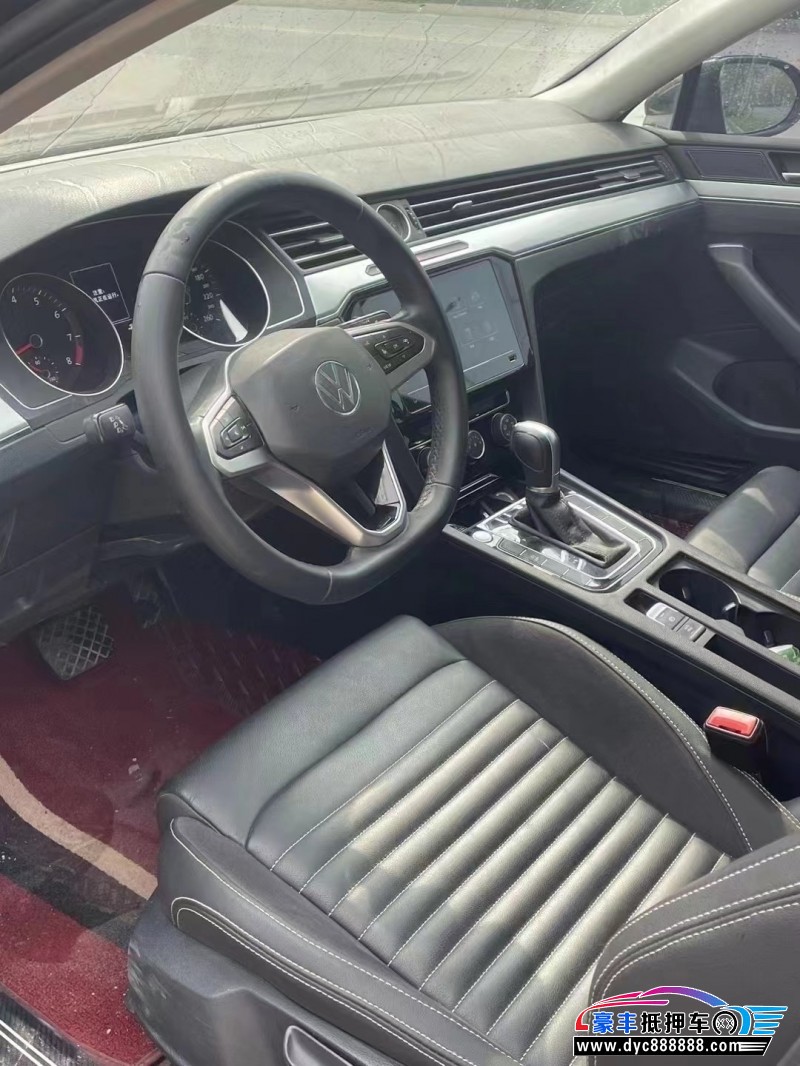 21年大众迈腾轿车抵押车出售