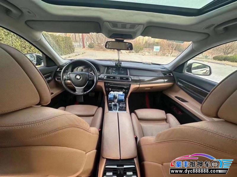 14年宝马7系轿车抵押车出售