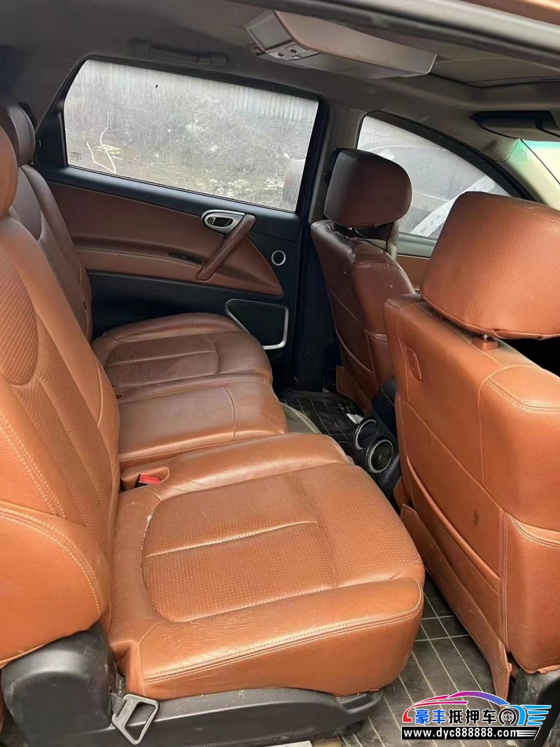 18年宝骏310轿车抵押车出售