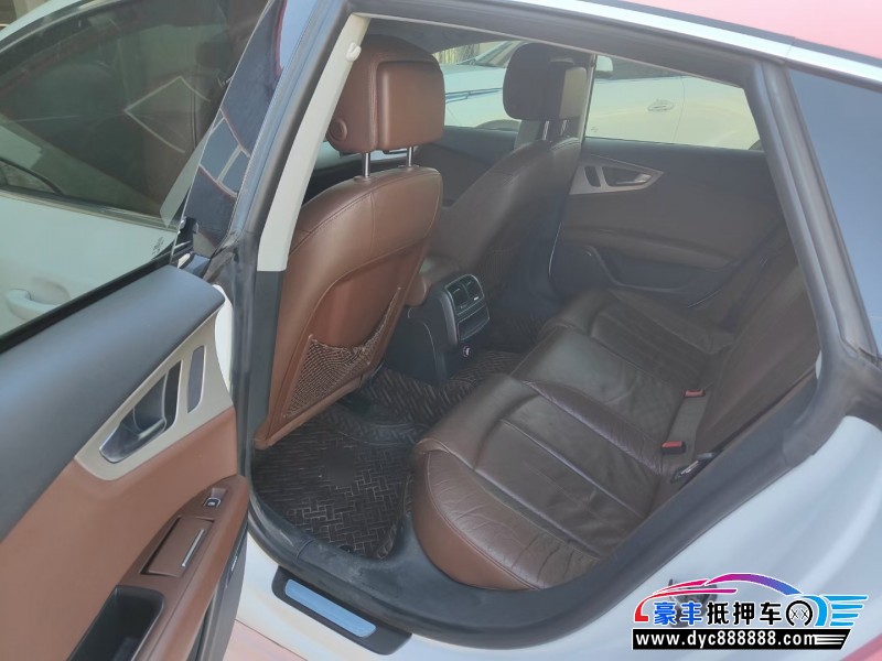 16年奥迪A7轿车抵押车出售