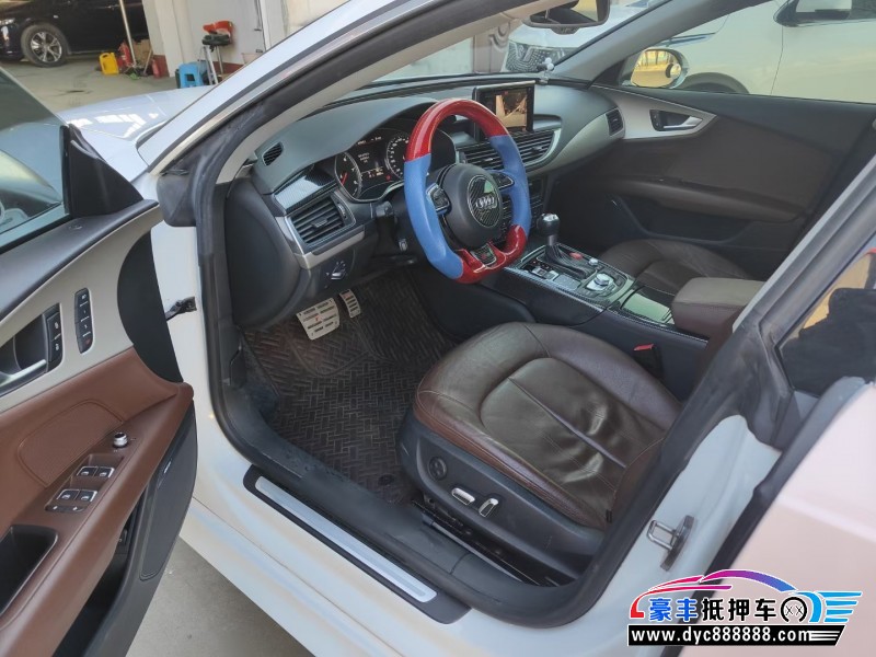 16年奥迪A7轿车抵押车出售