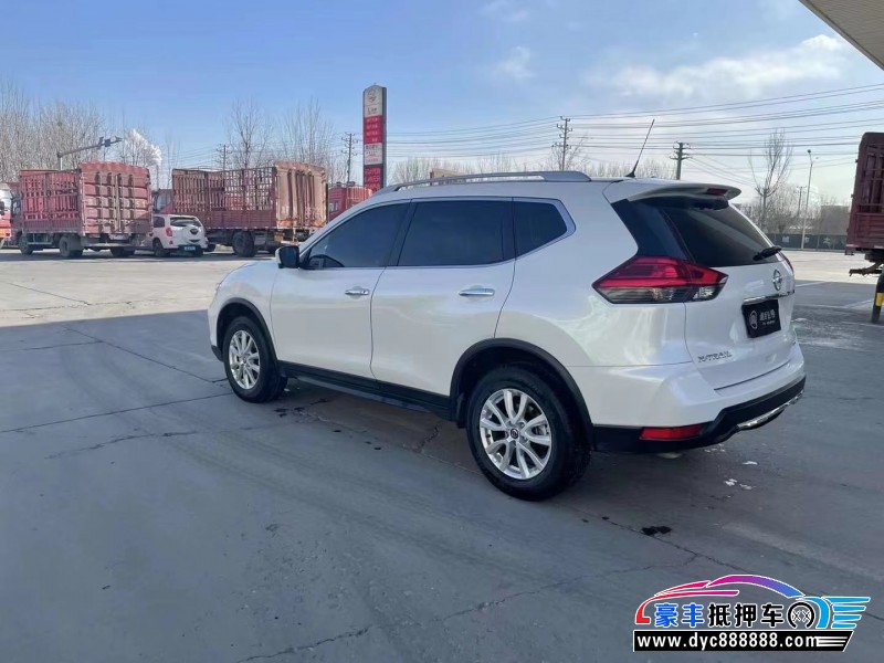 18年日产奇骏轿车抵押车出售