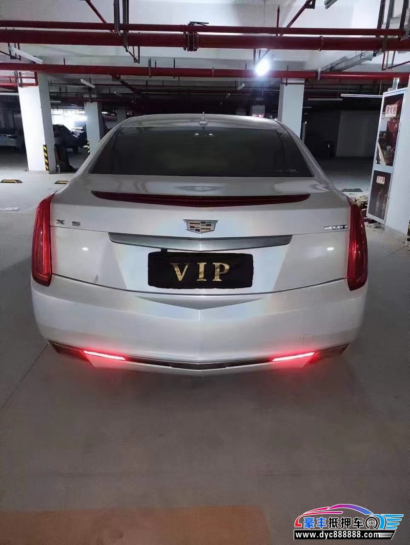 16年凯迪拉克XTS轿车抵押车出售