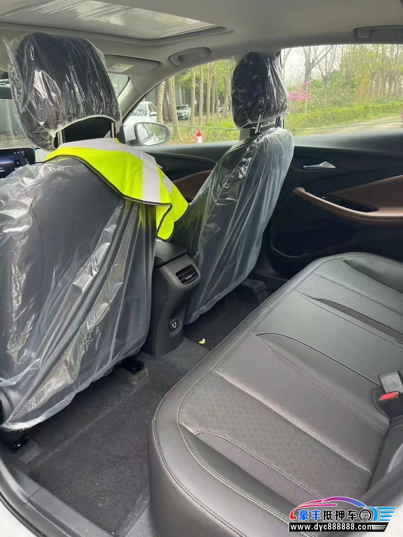 23年别克威朗轿车抵押车出售